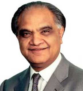 Dr. Ram Charan